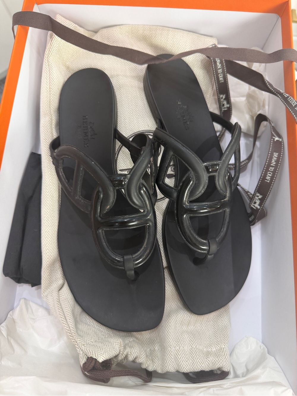 Hermes Black Gloss Leather Loop Toe-Post Sandals